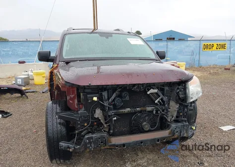 2014 Nissan Armada Sv из США, поврежденный, VIN 5N1AA0NC1EN606014